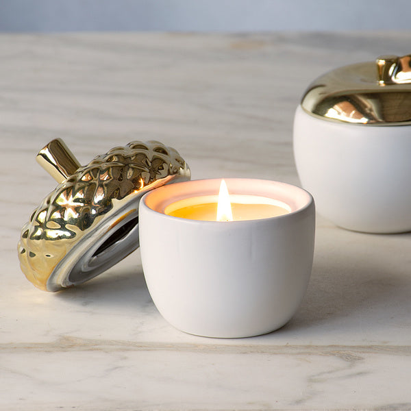  Aromatic Acorn Candle