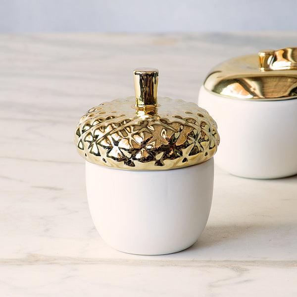  Aromatic Acorn Candle